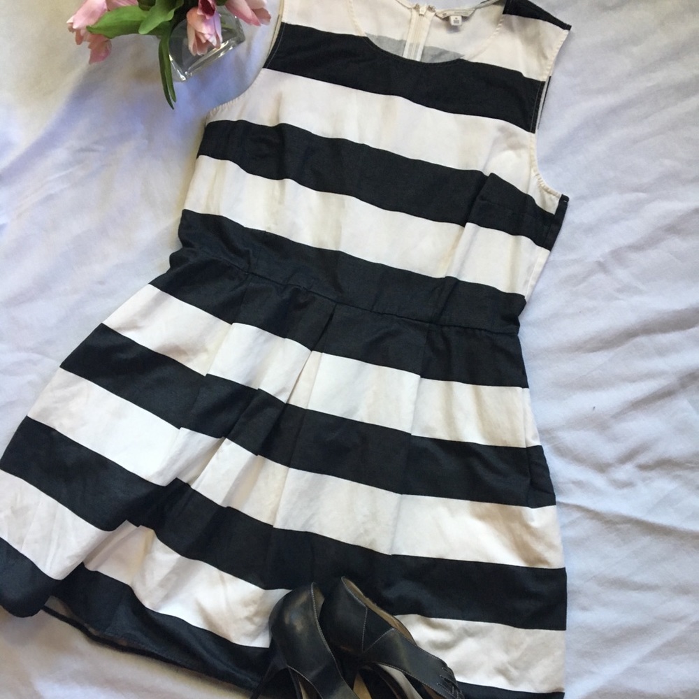 Gap striped sleeveless dress!